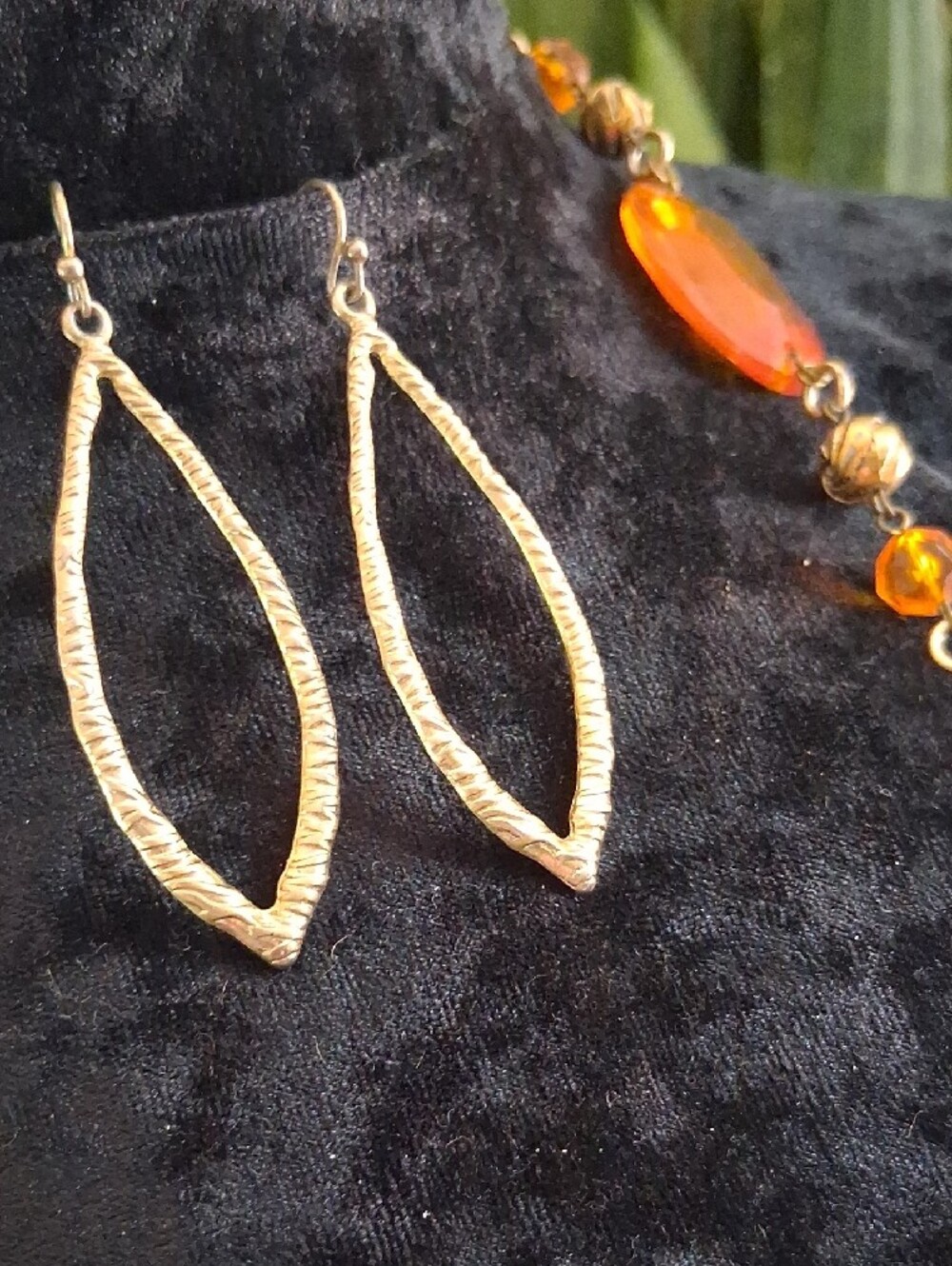 Vintage Gold and Orange Faceted Bead Long Necklace with Earrings - Picture 5 of 11